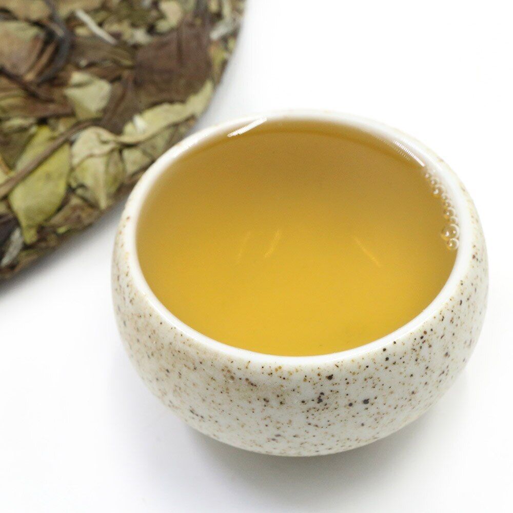 HelloYoung Fujian White Tea HanLu Old Bai Cha Tea Cake 300g
