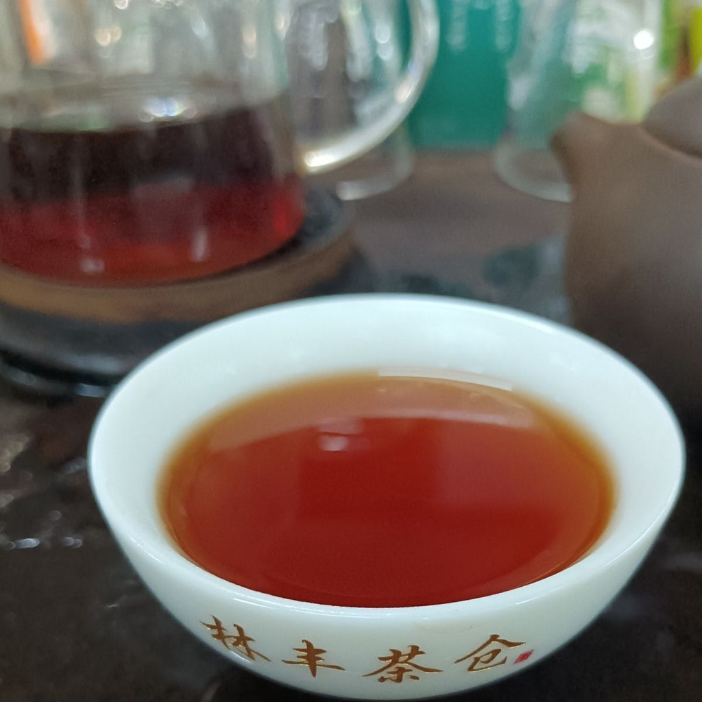 HelloYoung Year TAETEA 7672 Puer Dayi Chi Tse Beeng Shu Puerh Cake Ripe Pu'er Tea 357g