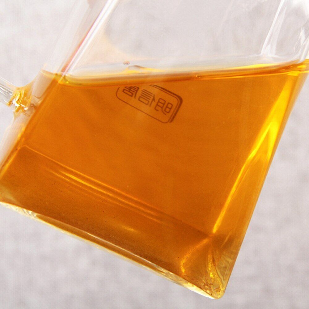 HelloYoung TeaFengqing Big Golden Bud Nectar Cake with Strong Fragrance Black Tea 357g