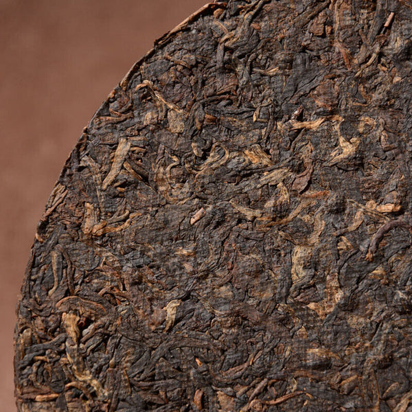 HelloYoung Yunnan Xinghai 7639 RAW Puer Tea Xing Hai Tea Yunnan Chi Tse Beeng Cha 357g