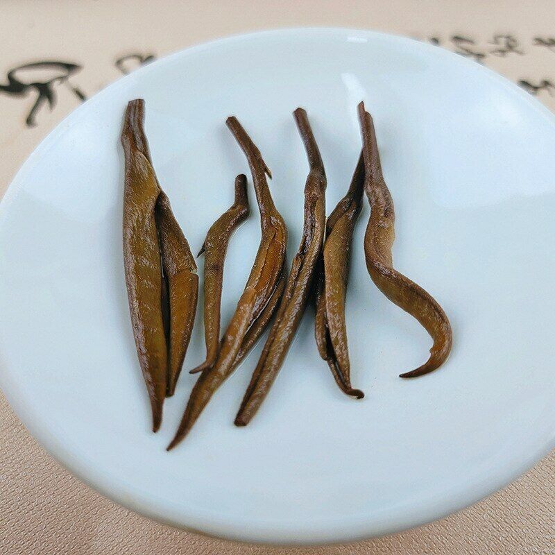 HelloYoung TeaYunnan Black Tea Dian Hong Gold Needle Jinya Golden Monkey Chinese Tea 150g