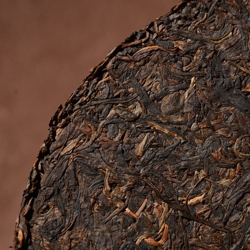 HelloYoung Yunnan Xinghai 7639 RAW Puer Tea Xing Hai Tea Yunnan Chi Tse Beeng Cha 357g