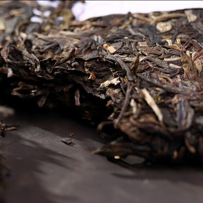 HelloYoung Puerh Classic 7542 Puer Yunnan Menghai Dayi Raw Pu'er Tea Cake 357g TAETEA