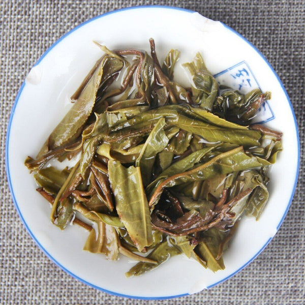 HelloYoung Yunnan Xigui Mountain Raw Puer Traditional Handmade Sheng Puerh Tea 357g