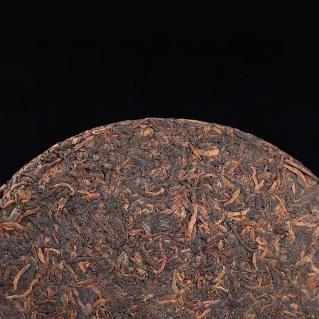 357g Yunnan Palace Ripe Pu-erh Tea Cake Aged Puerh Cooked Tea Old Pu'er Tea