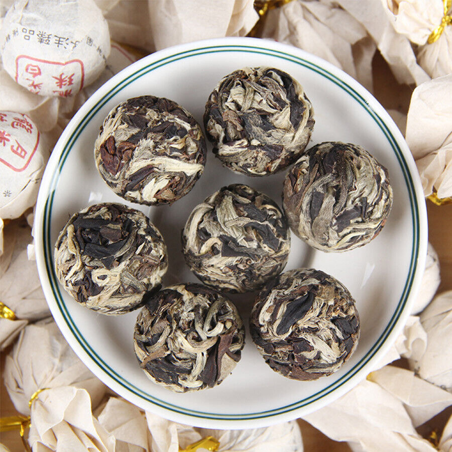 HelloYoung Yue Guang Bai Dragon Pearl White Tea Fragrant Mini White Tea Loose Leaf