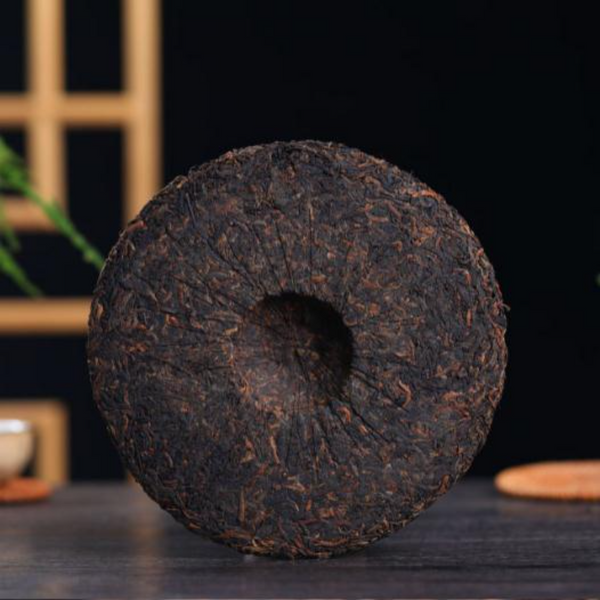 357g Yunnan Ripe Puerh Tea Cake Kunlu Mountain Pu-erh Cooked Tea Pu'er Black Tea