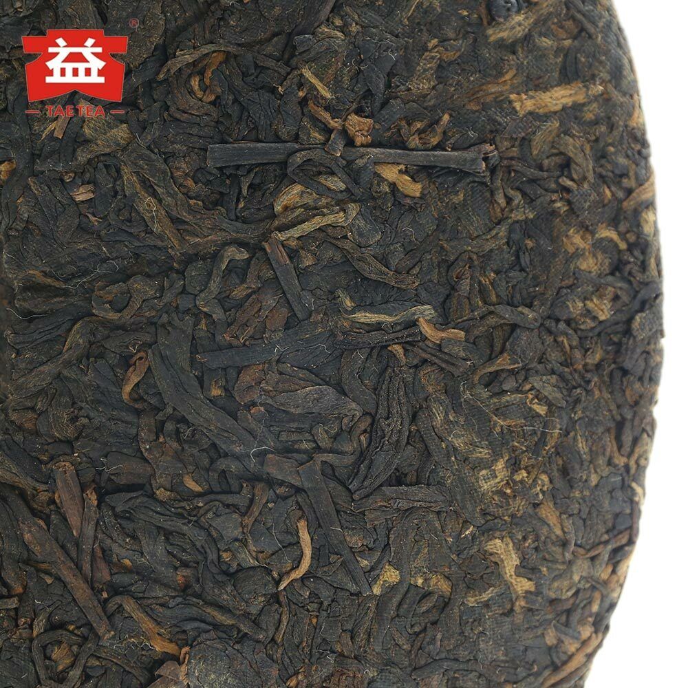 HelloYoung TAETEA Chinese Shu Puerh Tea 7592 Chi Tse Beeng 1801 Ripe Puer 357g