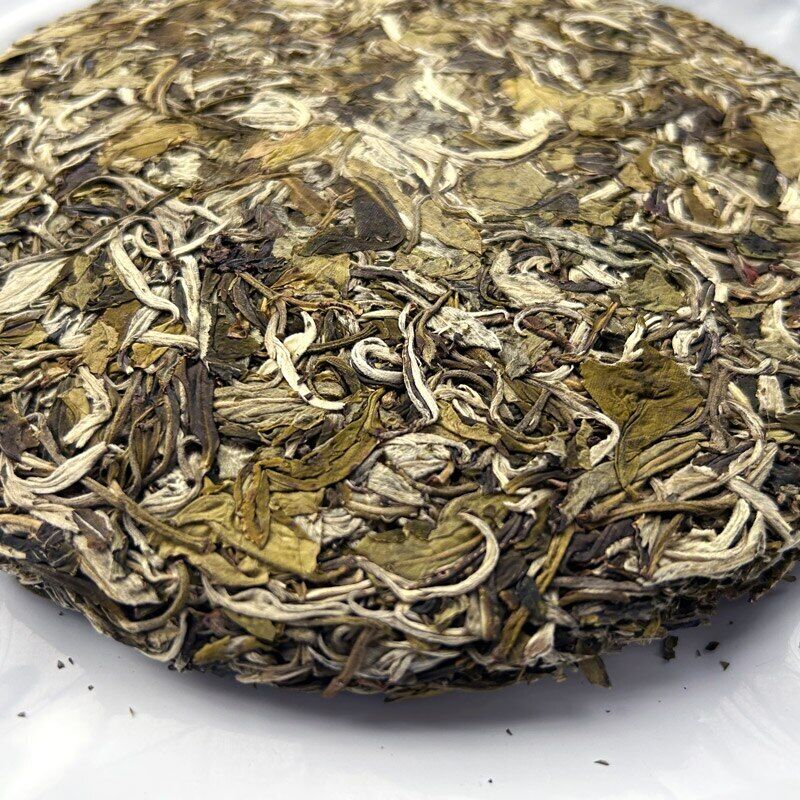HelloYoung Fuding White Peony White Tea Peony King White Chinese Tea Bai Cha Cake 300g