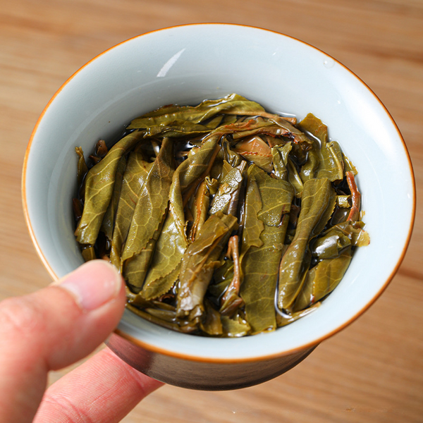 710g Iceland Pu-erh Raw Tea Cake Yunnan Bingdao Puerh Sheng Tea Pu'er Green Tea