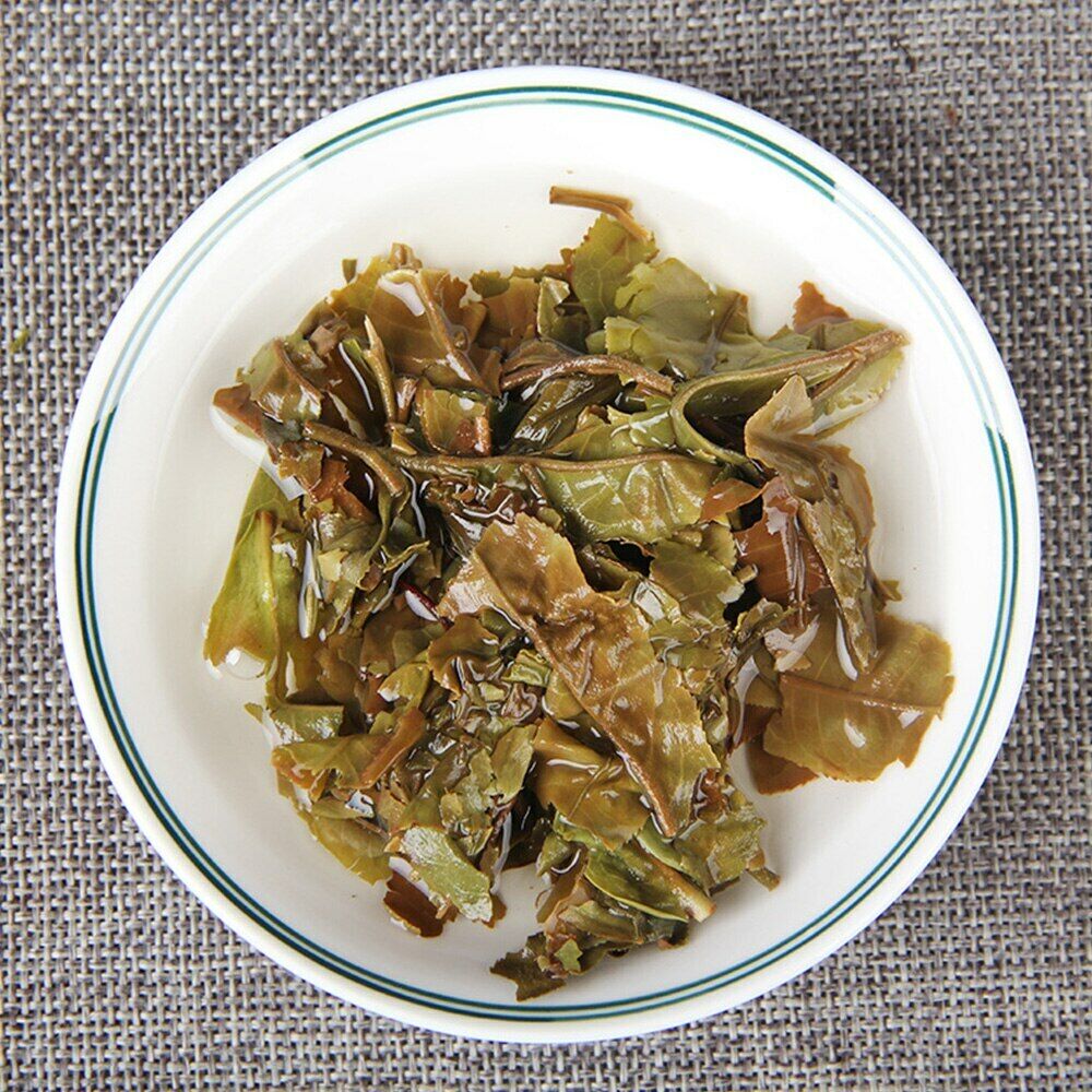 HelloYoung Puer Tea Cloud-like White Beauty Premium Raw Puerh Tea 357g Golden White Sheng Secondary image
