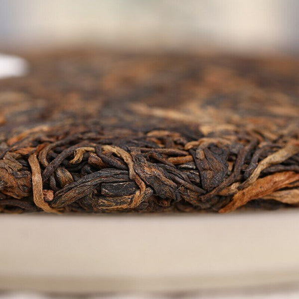HelloYoung Old Comrade Liang Pin Yin Geng Shu Puer Tea Old Ripe Puer Tea Cake 400g