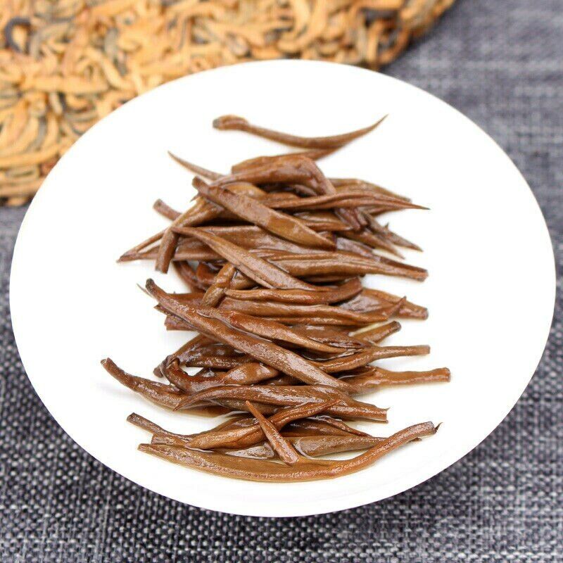 HelloYoung TeaSupreme Fengqing Golden Buds Honey Flavor Dian Hong Dianhong Cake Black Tea 357g