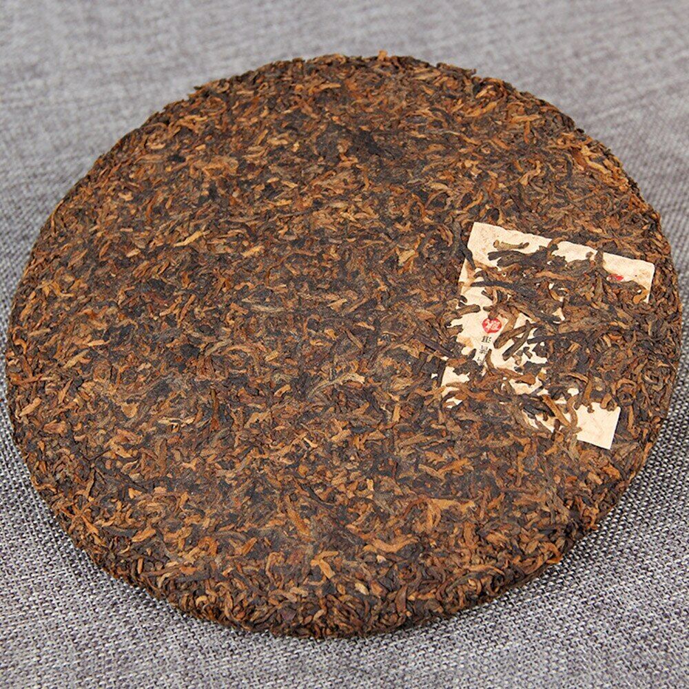 HelloYoung Iceland Tribute Tea Ripe Puer Tea Old Tree Golden Bud Shu Puerh 357g Secondary image