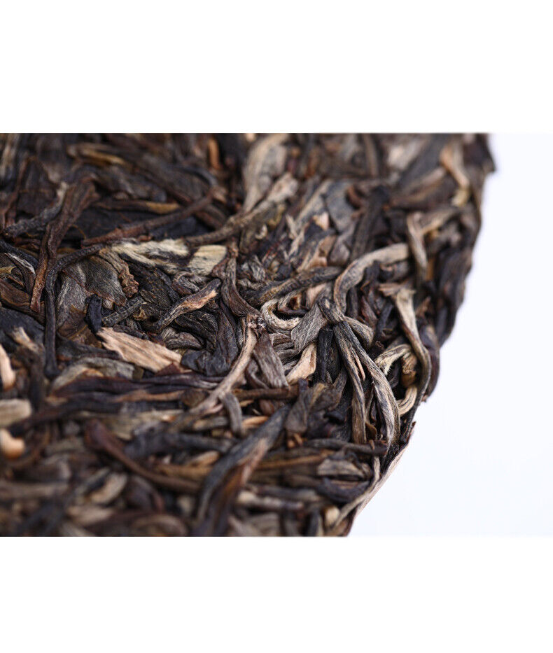 HelloYoung Liang Zai Pin * Yunnan Pu'er Haiwan Old Comrade Old Tree Raw Puerh Tea 400g