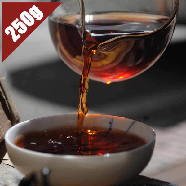 HelloYoung Menghai 7562 Ripe Puer Chinese Shu Pu'er Brick Pu-erh 250g Bamboo Leaf Pack