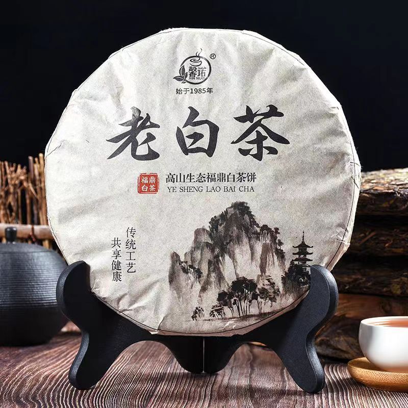 350g Fuding White Tea Cake Organic Old White Tea Shoumei Chinese Tea Gift Box Main image