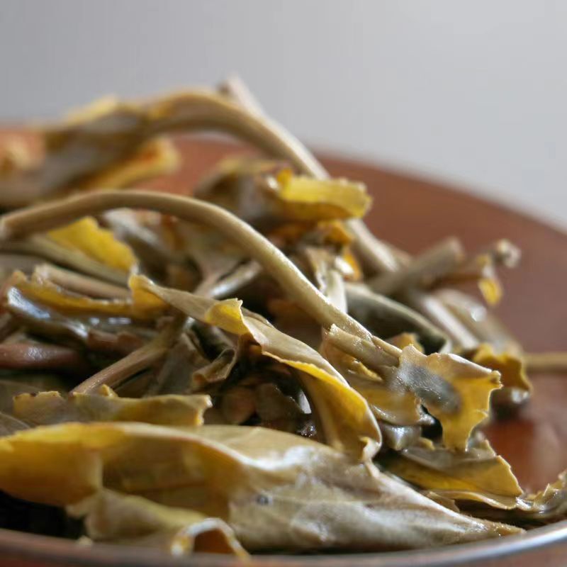 Yunnan Raw Puerh Tea Iceland Pu-erh Raw Tea Cake Big Leaves Pu'er Green Tea 357g