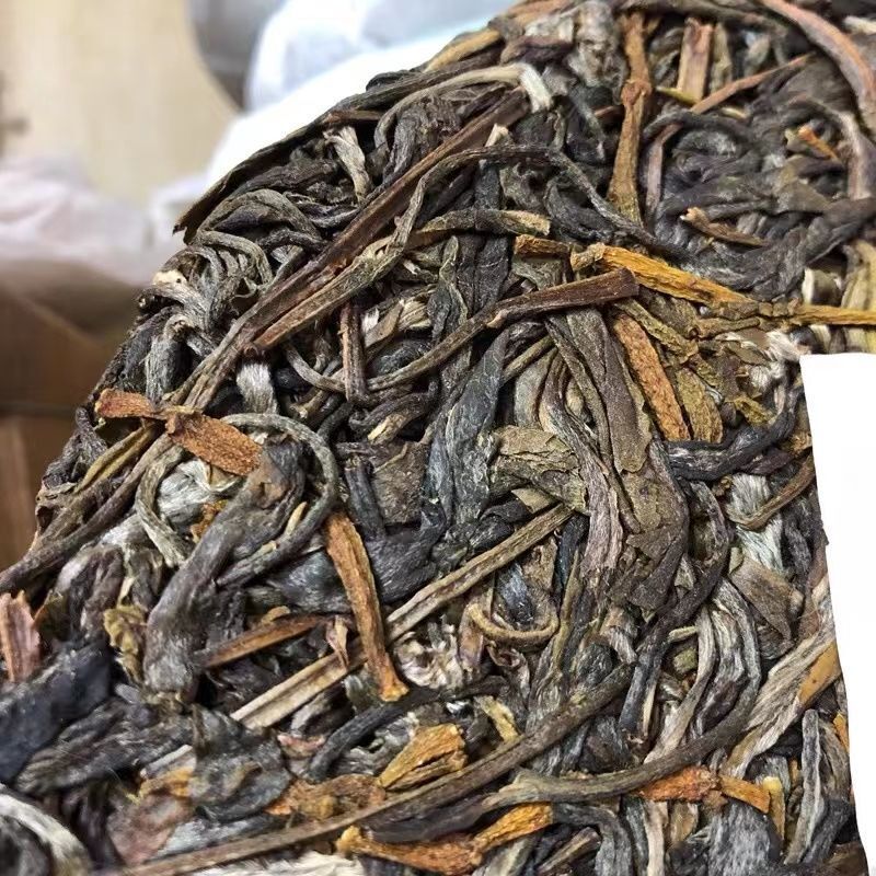 HelloYoung Ding Chun Yuan Wild Jingmai Pangxie Jiao Feet of Crab Pu-erh Tea 357g Raw
