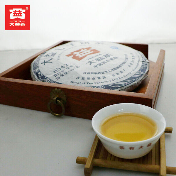 HelloYoung Premium Menghai Dayi 8542 Chi Tse Beeng Pu Erh 357g Raw Puer Shen Sheng Cha