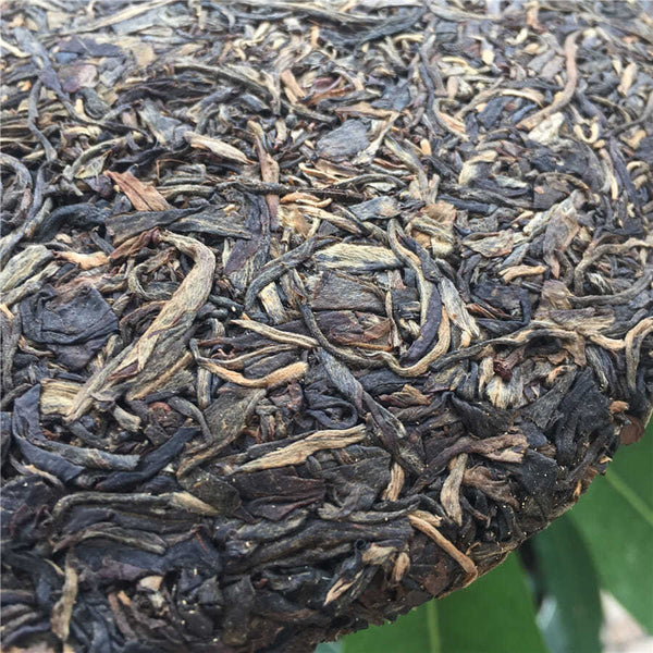 HelloYoung COFCO China Tea History 60th Anniversary Qizi Cake Tea Pu'er Raw Tea 357g