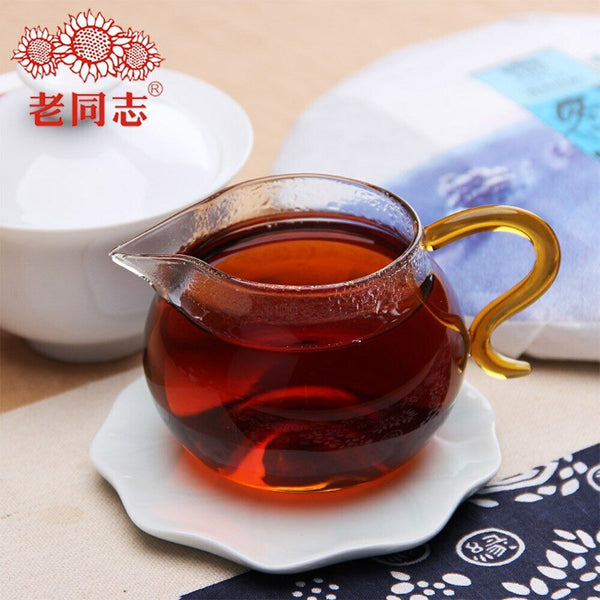 HelloYoung Haiwan Puer Cake "Winter" Dong Xue Shu Pu Erh Tea And Weight Loss 400g
