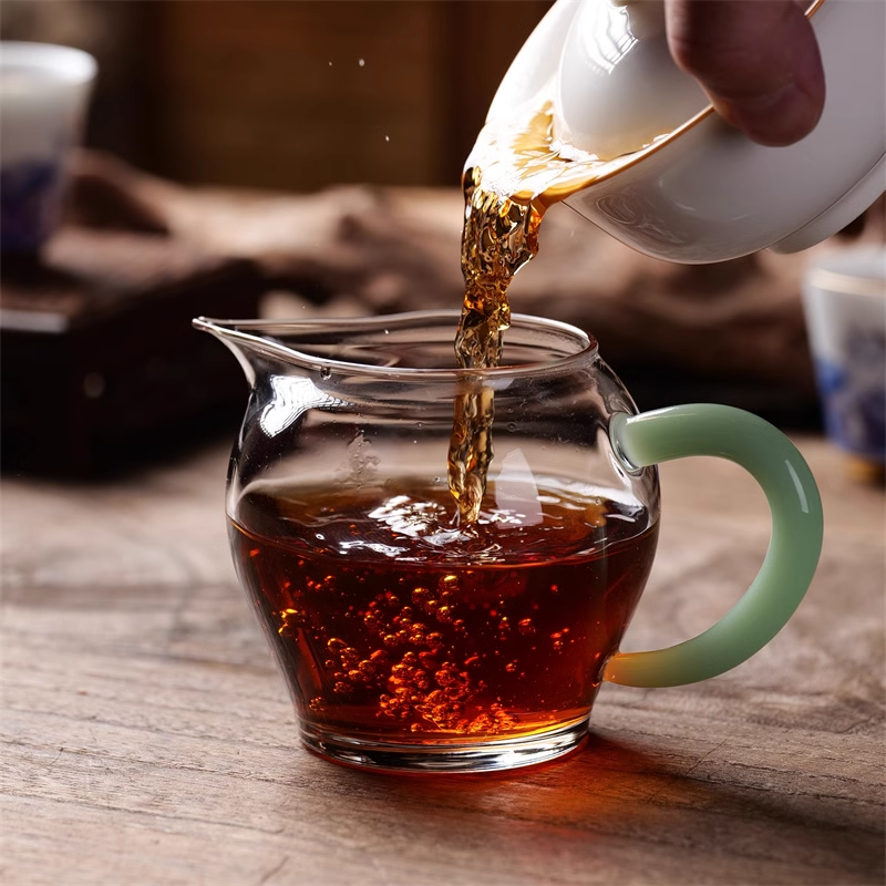 TAETEA 7572 Menghai Dayi Puer Tea Cake Pu-erh Yunnan Pu'er Tea 357g Ripe