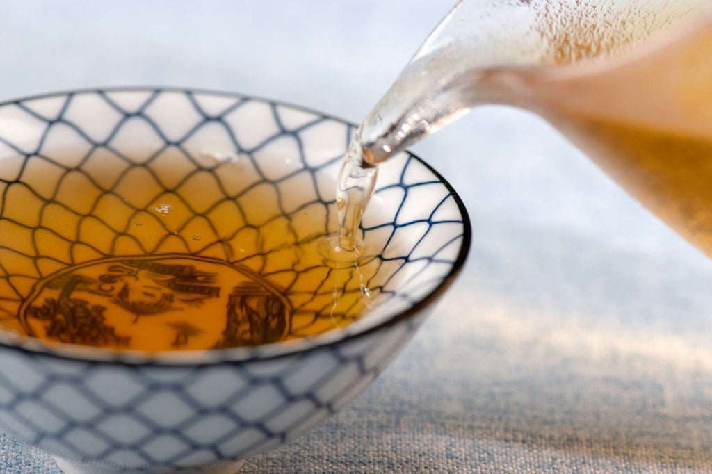 HelloYoung Pu-erh Aged Raw Puer Tea 357g Yunnan Lincang Ancient Tree Puerh Gu Hua Cha