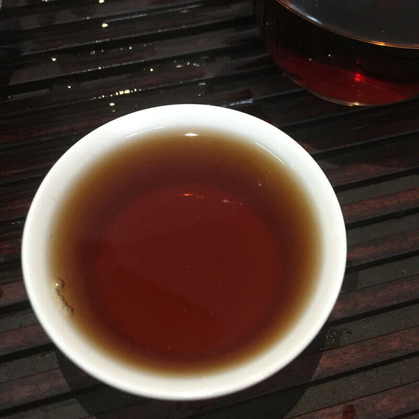 HelloYoung Lao Tong Zhi JIA JIA 7598 Anning Haiwan Yunnan Pu-erh Tea Cake 357g Ripe
