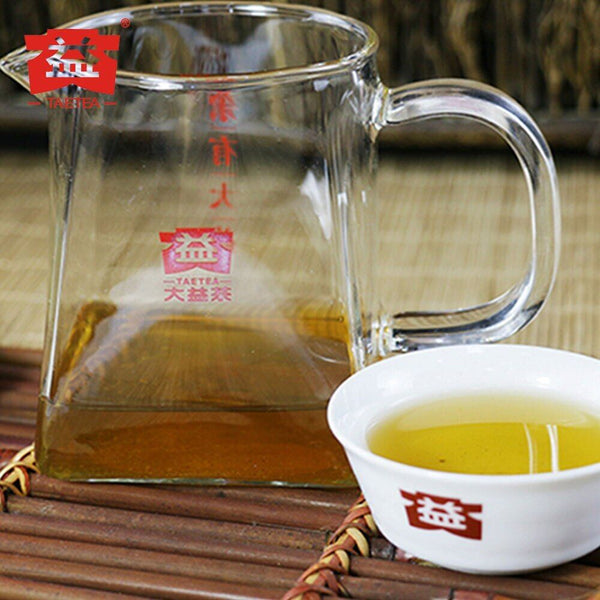 HelloYoung TAETEA 7542 Sheng Puer Tea Random Batch Dayi Raw Puer Tea 357g
