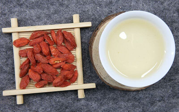HelloYoung Goji Berry Berries Dried Natural Lycium Gouqi Berry Wolfberry Herbal Tea