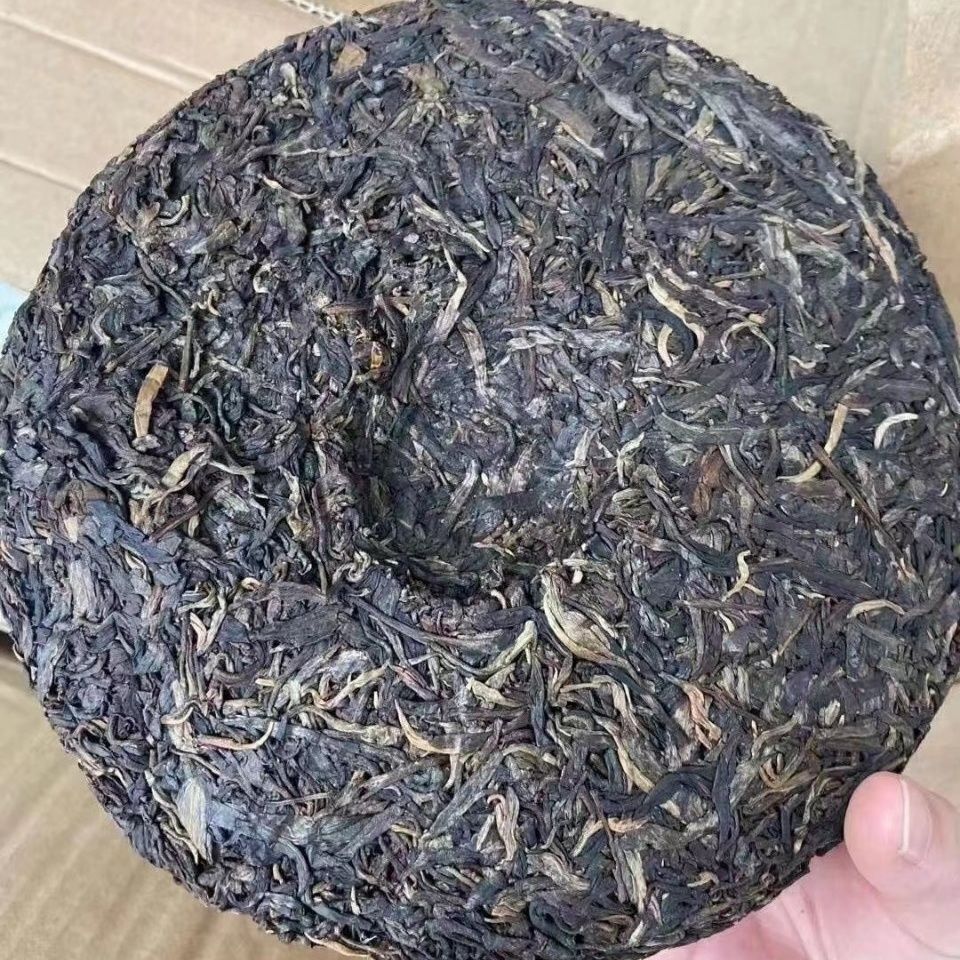 Mengku Mingqian Spring Tip Yunnan Mengku Qizi Tea Biscuit Green Cake 400g