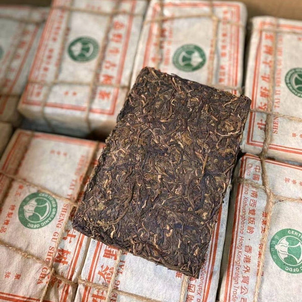 250g Raw Pu-erh Tea 2004 Year Banzhang Puerh Sheng Tea Chinese Yunnan Pu'er Tea