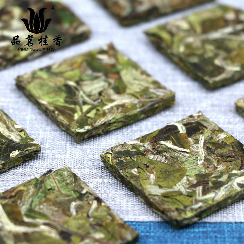 HelloYoung Chinese Fuding White Tea White Peony Bai Mu Dan Biscuit Small Square Brick 100g Secondary image