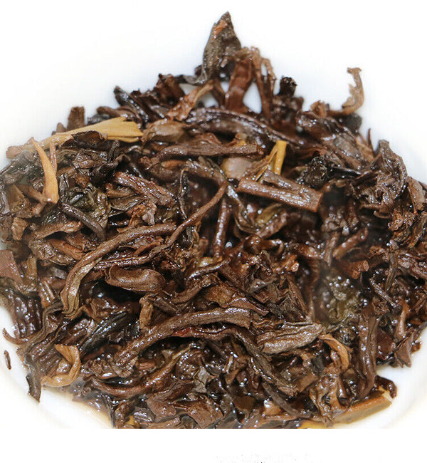 HelloYoung Haiwan Old Comrade Special Cake Puer Cooked Tea Ripe 400g 20th Anniversary