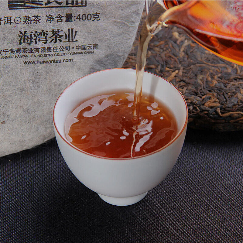HelloYoung Yunnan Pu'er Tea Liangpin Series Haiwan Old Comrade Lianggong Ripe Tea 400g