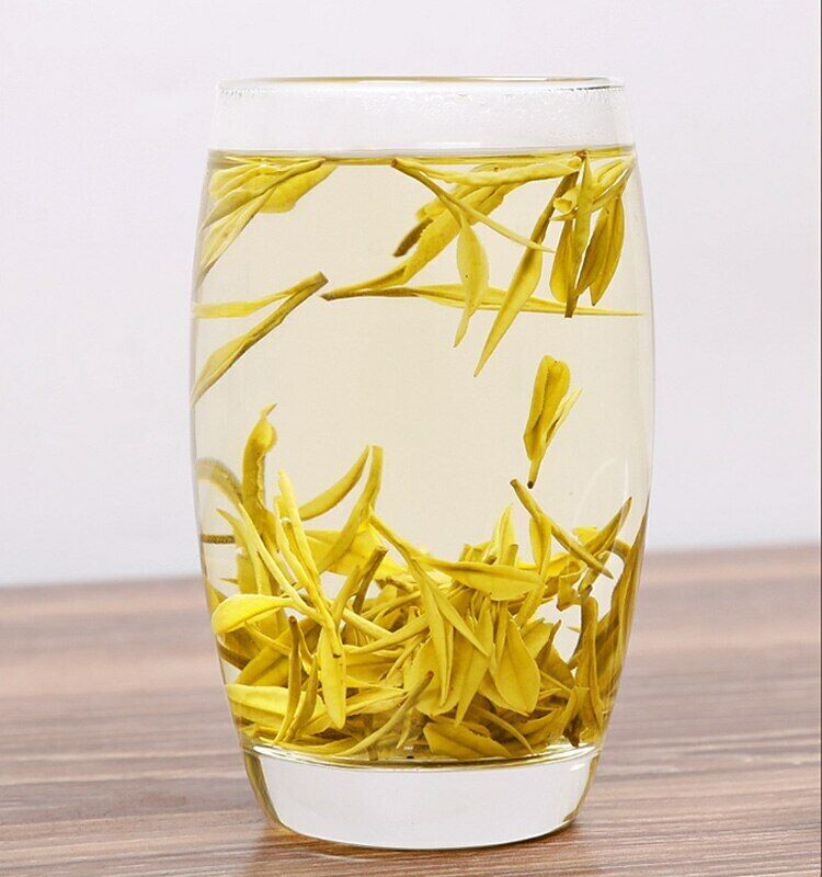 HelloYoung Chinese Green Chinese Tea Golden Bud Green Chinese Tea 250g/8.8oz