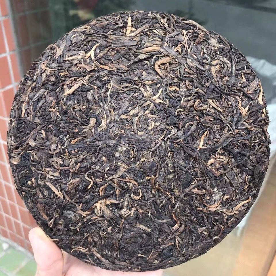 HelloYoung Mengku Rongshi Yr Shen Puer Spring Tips 400g Raw Pu-erh Tea Green Cake