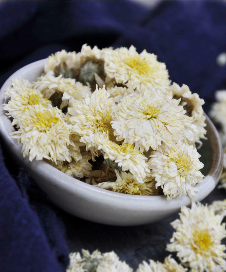 HelloYoung Organic Premium Huang Shan Tribute White Chrysanthemum Tea Dried Flower Tea 250g