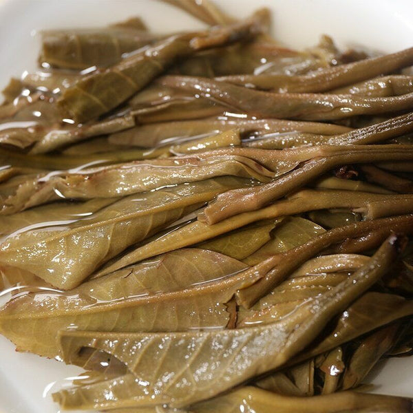 HelloYoung Mengku Rongshi Shen Puer Ben Wei Da Cheng 500g Raw Cake Tea