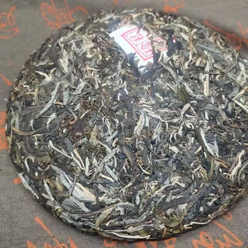357g Yunnan Pu-erh Shengcha Year Bnnzhang Ancient Tree Raw Puerh Tea Cake