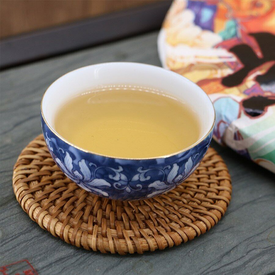 HelloYoung Haiwan Ox Zodiac Sheng Puer Tea Zi Rui Ben Ben Raw Puer Tea Souvenir 400g