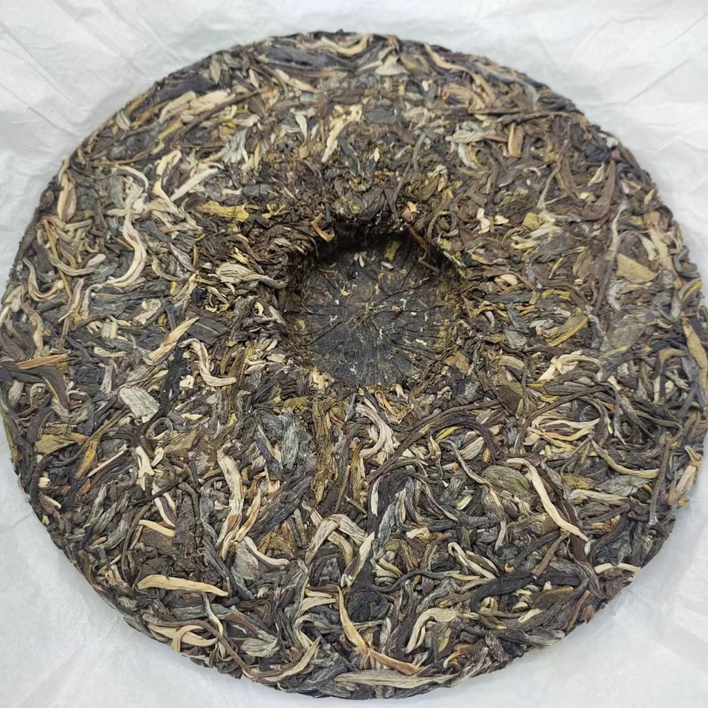 357g Yunnan Mengku Pu-erh Raw Tea Big Snow Mountain Puerh Sheng Tea Cake Pu'er