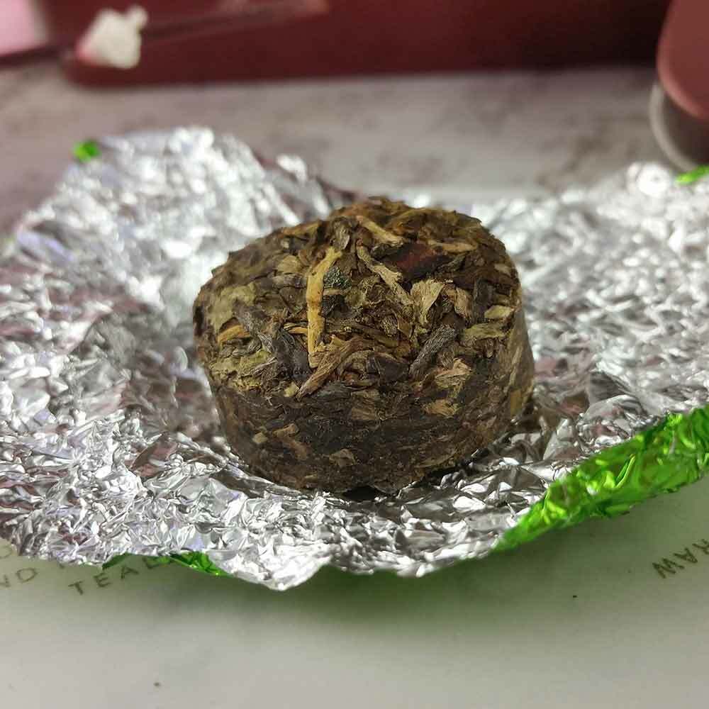 HelloYoung Glutinous Rice Raw Pu'er Mini Tuocha Pu erh Tea Shen Puer Gift Pack 90g