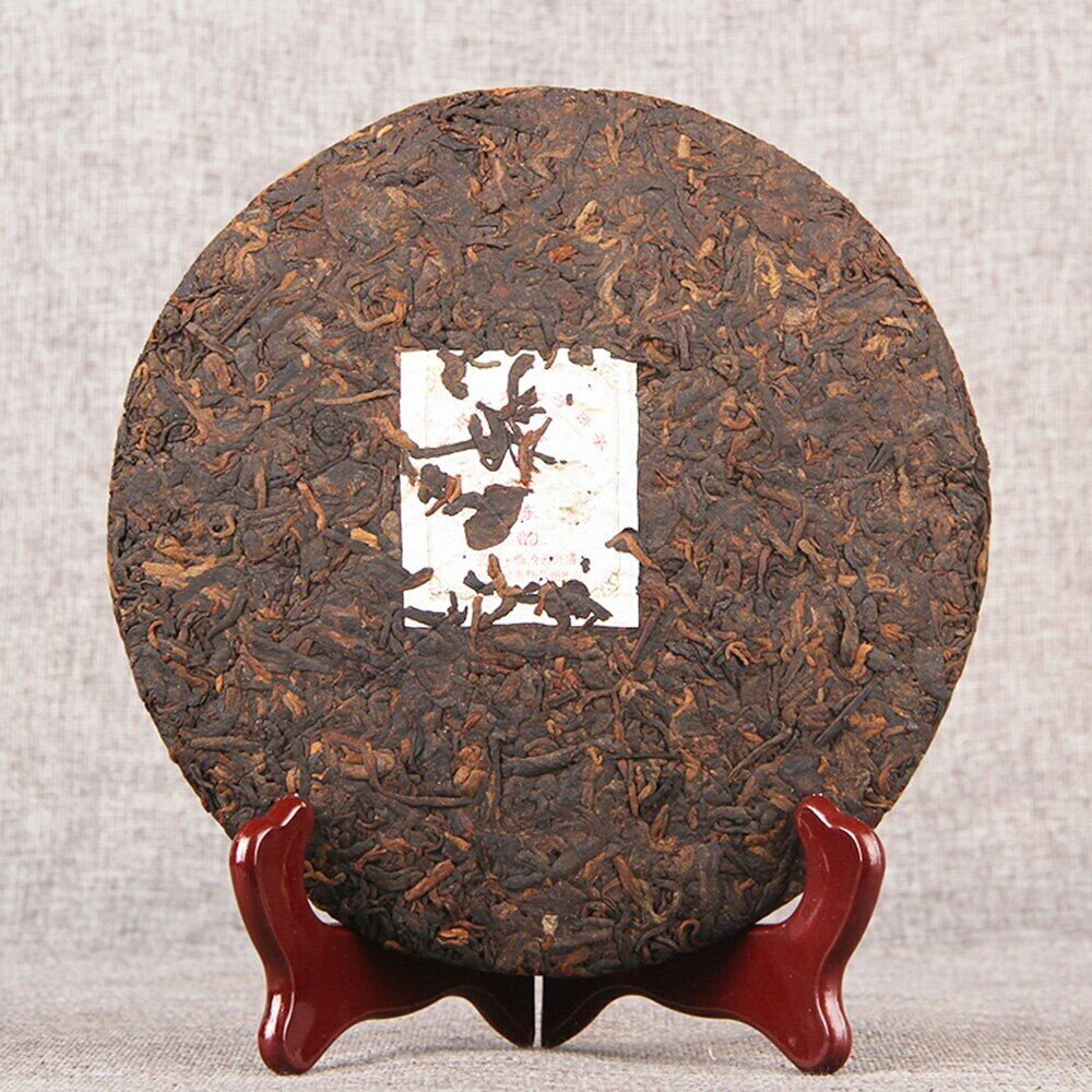 HelloYoung Shu Pu-erh Tea Palace and The Charm of Time Qi Zi Bing Ripe Puer Tea 357g Secondary image