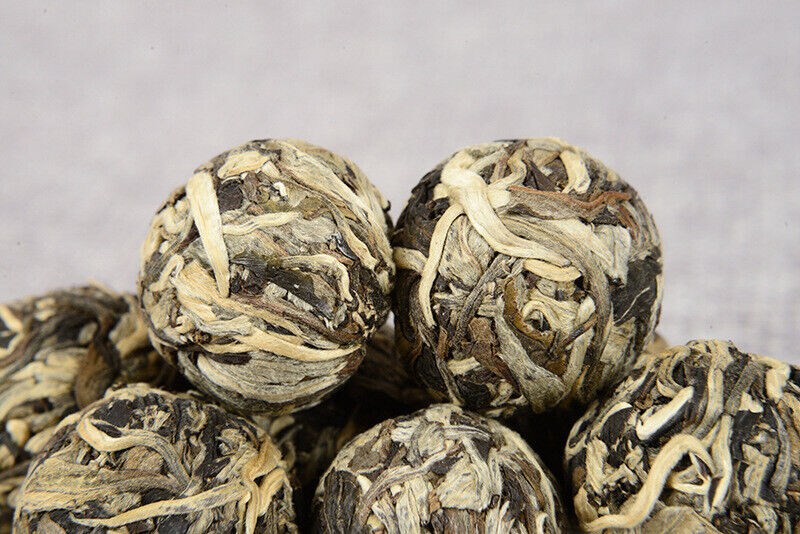 Yunnan Moonlight White Ball Nectar Fragrance Raw Puer Tea Yue Guan Bai Long Zhu