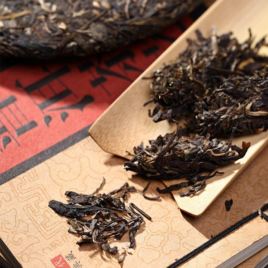 HelloYoung TAETEA 8582 Shen Puer Tea Batch 103 Dayi Raw Puer Tea 357g Secondary image