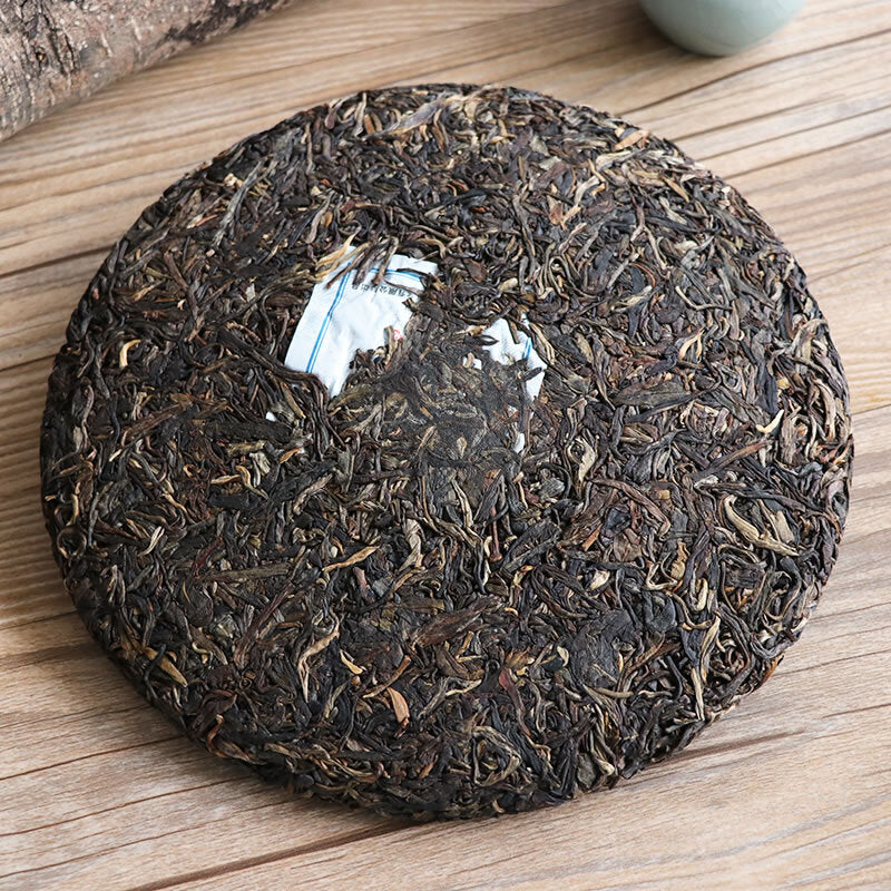 Milestone Green Cake * 2017/2018 BA JIAO TING Liming Pu'er Tea Raw Puer Tea 357g Main image