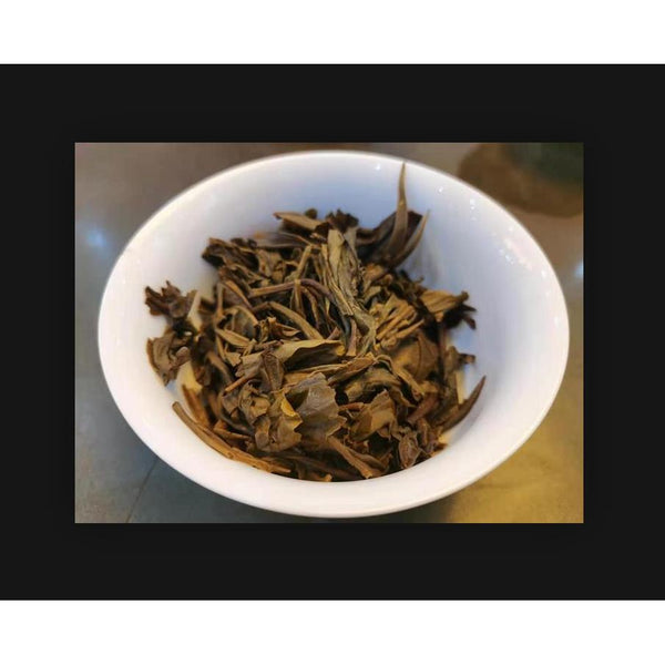 HelloYoung Mengku Rong's Mengku Old Tree Green Cake Pu'er Raw Tea Puer Aged 400g