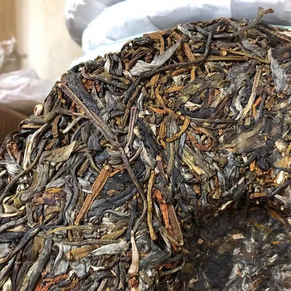 HelloYoung Ding Chun Yuan Wild Jingmai Pangxie Jiao Feet of Crab Pu-erh Tea 357g Raw